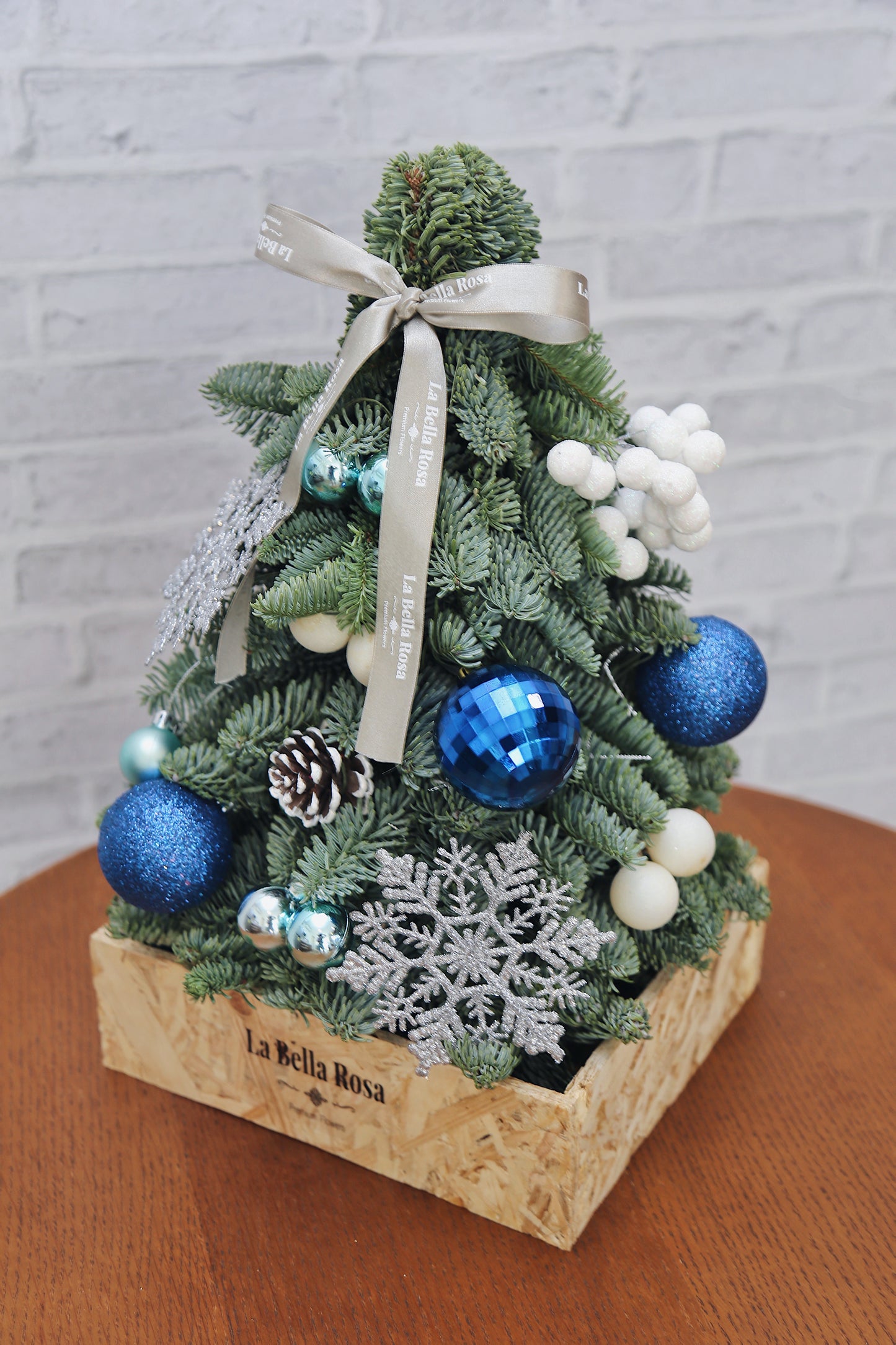 Elsa Fresh Pine Tree