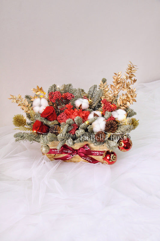 Santa's Box Dried Flower Centerpiece