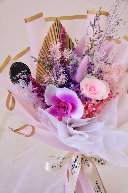 Penelope Dried Flower Bouquet