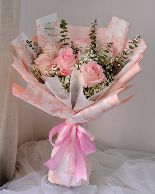 Sabrina Ecuadorian Roses Bouquet